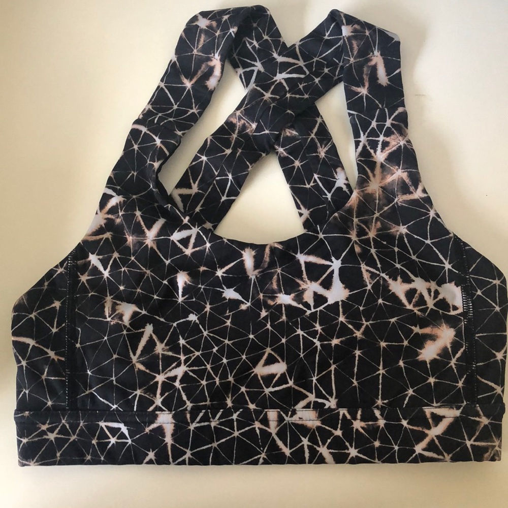 Lulu sports bra